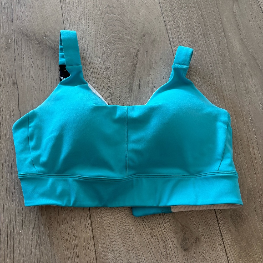Oiselle Queen Sports Bra